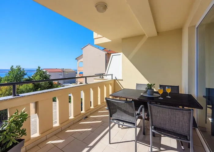 Apartments Petak Novi Dramalj