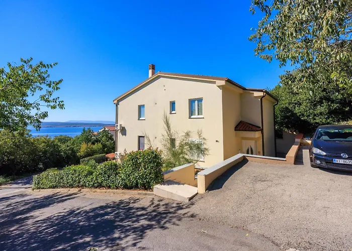 Apartments Petak Novi Apartment *