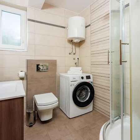 Apartment Apartments Petak Novi